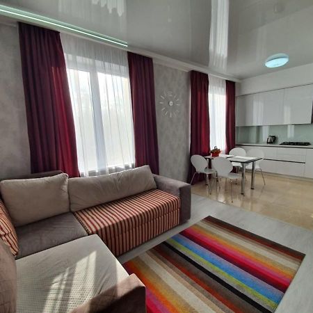 Lux New Apartment 2019 Kharkov Ngoại thất bức ảnh